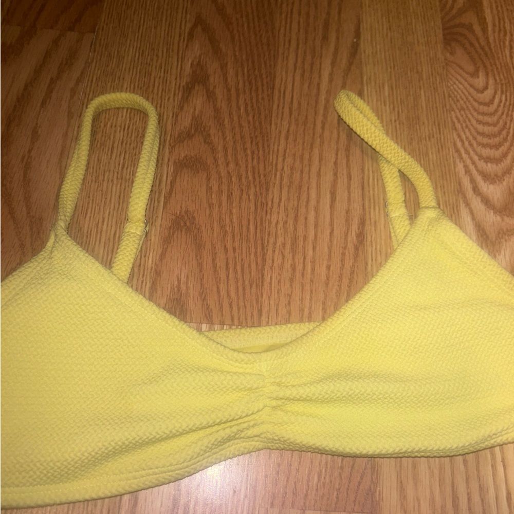Aero bikini top,
